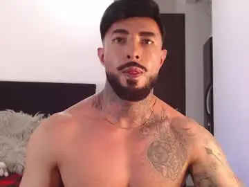 Chaturbate Live Sex of maximus_golden