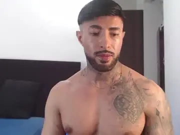 Chaturbate Live Sex of maximus_golden