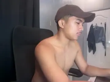 Chaturbate Nude Webcam of pinoyadriannexxx