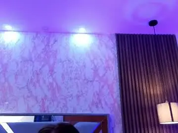 Chaturbate Nude Webcam of littleesara18