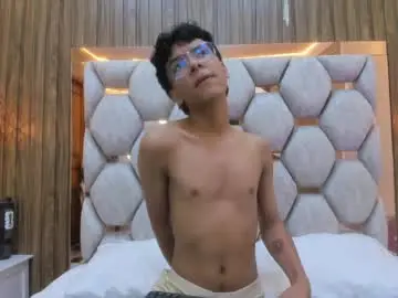 Chaturbate Free Porn Cam of adams_bobby