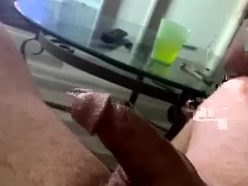 Chaturbate Adult Webcam of bigswollenhead4u