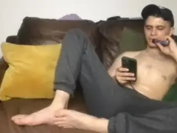 Chaturbate Live Porn of camdoattitude