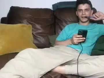 Chaturbate Watch Live Sex Cams of camdoattitude