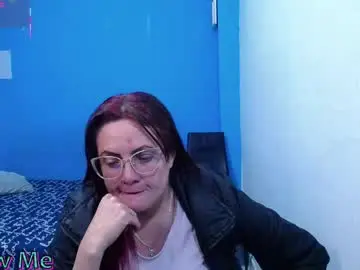 Chaturbate Adult Webcams of carolinhe_