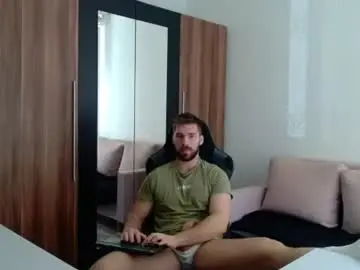 Chaturbate Adult Webcams of darius_94