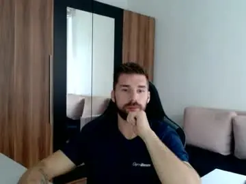 Chaturbate Best live sex cam show of darius_94