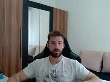 Chaturbate Free Porn Cam of darius_94