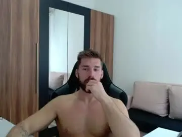 Chaturbate Live Sex of darius_94