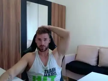 Chaturbate Sex Cam of darius_94