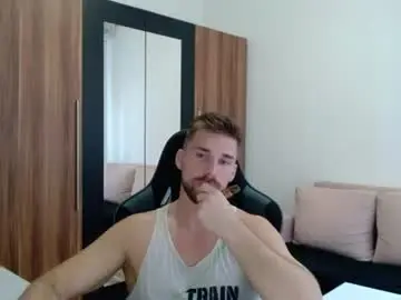 Chaturbate Free Porn Cam of darius_94
