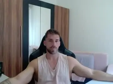Chaturbate Free Porn Cam of darius_94