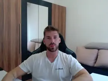 Chaturbate Free Porn Cam of darius_94