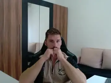 Chaturbate Adult Webcam of darius_94