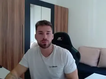 Chaturbate Adult Webcams of darius_94