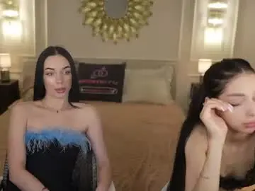 Chaturbate Sex Cam of kira0541