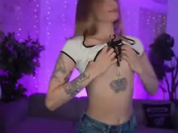 Chaturbate Nude Webcam of kira0541