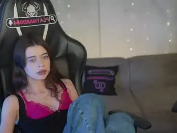 Chaturbate Adult Webcams of kira0541