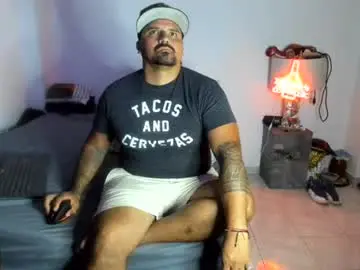 Chaturbate Sex Chat of pikoro_gomez