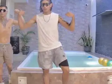 Chaturbate Live Porn of boysgang_sex