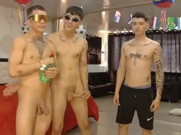 Chaturbate Live Sex Cam of boysgang_sex