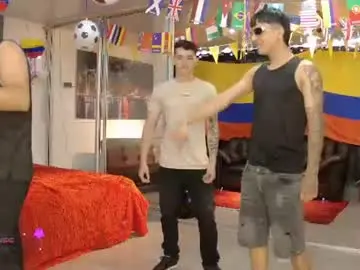 Chaturbate Sex Cam of boysgang_sex