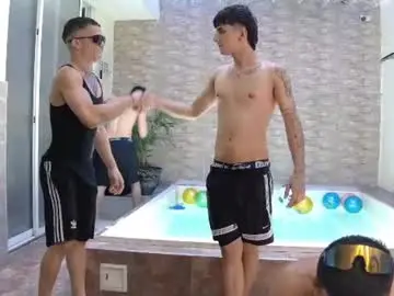 Chaturbate Live Porn of boysgang_sex