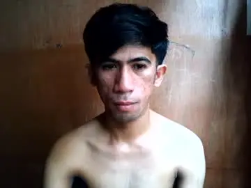 Chaturbate Adult Video Chat of hairyhugecock_22