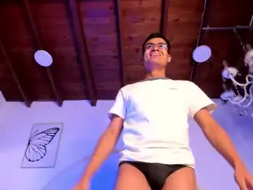Chaturbate Free Live Porn of thiagovega_