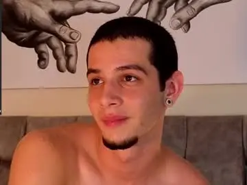 Chaturbate Sex Chat of isaacblaze_