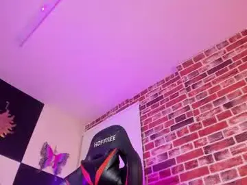 Chaturbate Sex Cam of aleja_hill