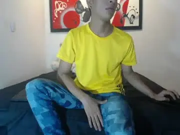 Chaturbate Adult Video Chat of andrescoll25