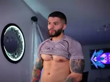 Chaturbate Sex Chat of frankfarrellx