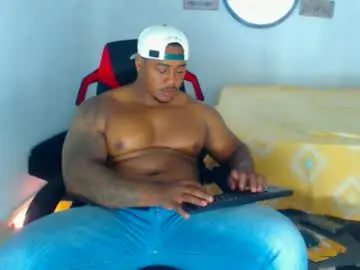 Chaturbate Watch Live Sex Cams of kerlinn2711