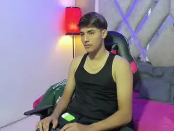 Chaturbate Adult Video Chat of max_dixon7