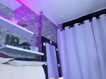 Chaturbate Free Porn Cam of diamond_canela