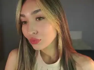 Chaturbate Nude Webcam of kira_404