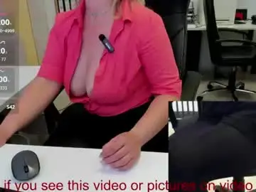 Chaturbate Live Sex Cam of milf_viktoria