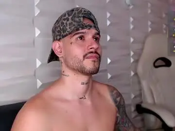 Chaturbate Free Porn Cam of david_col11
