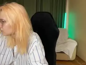 Chaturbate Live Sex of lily_spark_