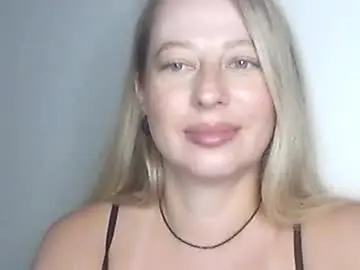 Chaturbate Watch Live Sex Cams of livandria