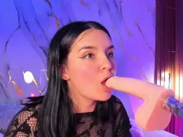Chaturbate Nude Webcam of mollylewis18