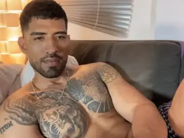 Chaturbate Live Sex Cam of myke_esthetic