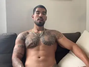 Chaturbate Live Sex Cam of myke_esthetic