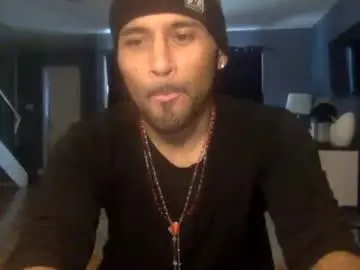 Chaturbate Adult Video Chat of ryansrarities93