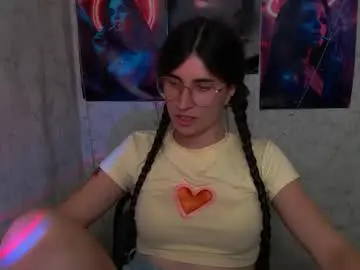 Chaturbate Nude Webcam of lauradre_