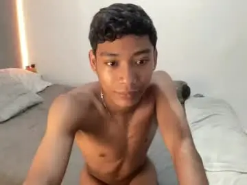 Chaturbate Adult Video Chat of alejo_cute