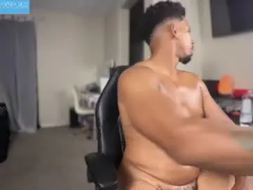 Chaturbate Free Porn Cam of 10inch_gymjunky