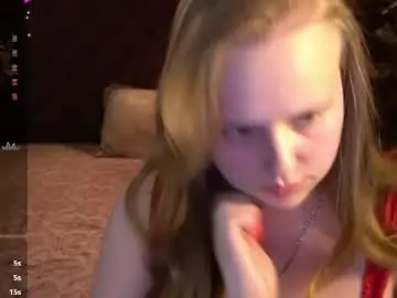 Chaturbate Free Live Porn of crystallpaws_