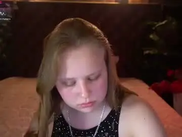 Chaturbate Live Porn of crystallpaws_